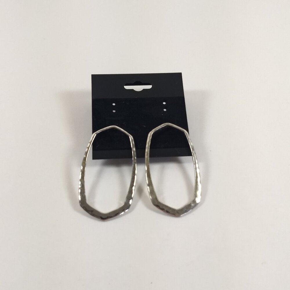 Kendra Scott Hammered Silver Tone Earrings Modern Preppy Minimalist